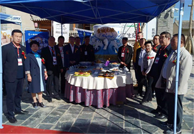 201909301569819258121332.jpg 領(lǐng)導(dǎo)_副本_副本.jpg