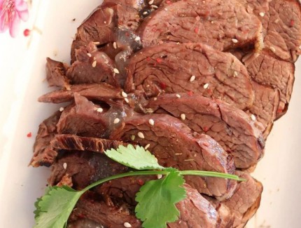 金城老碗【?！繗鉀_天、好“禮”相隨